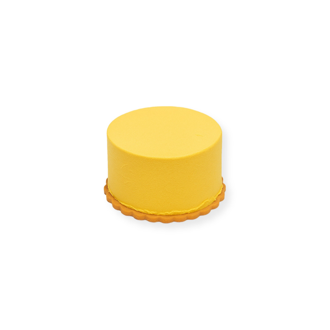 Муссовое пирожное манго/маракуйя